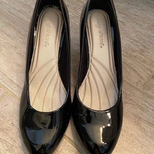 Easy Street black patent leather pumps.